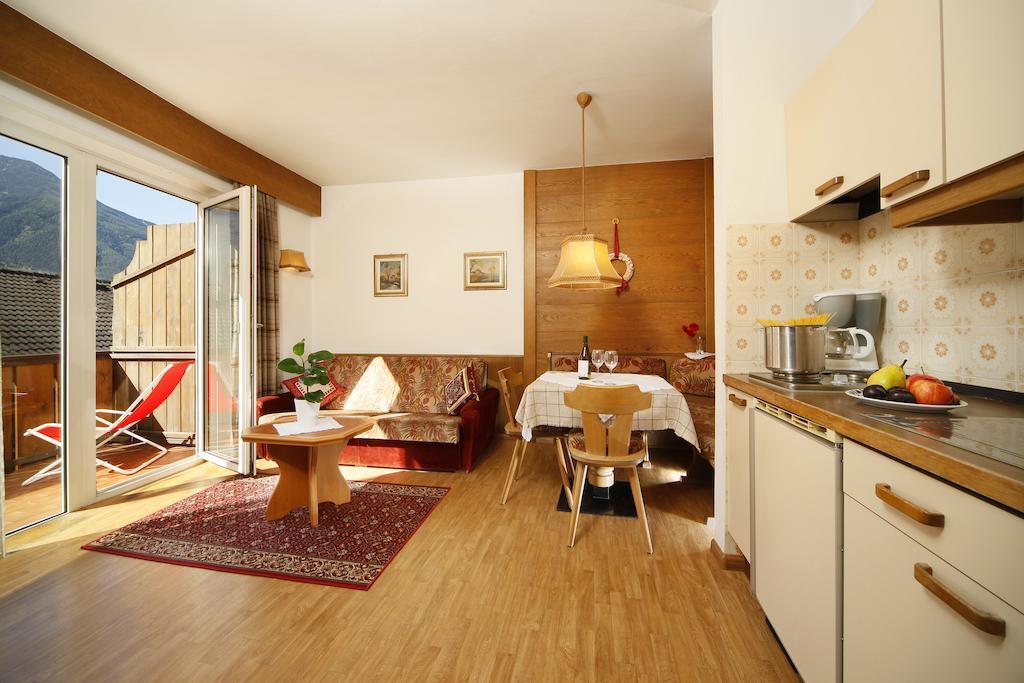 Alpina Residence Naturns Værelse billede